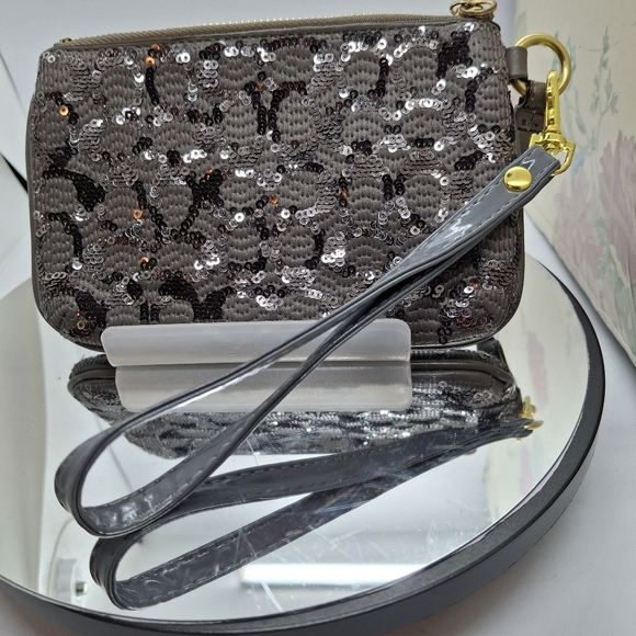 Coach Gray Sequin Wristlet - Picture 6 of 8